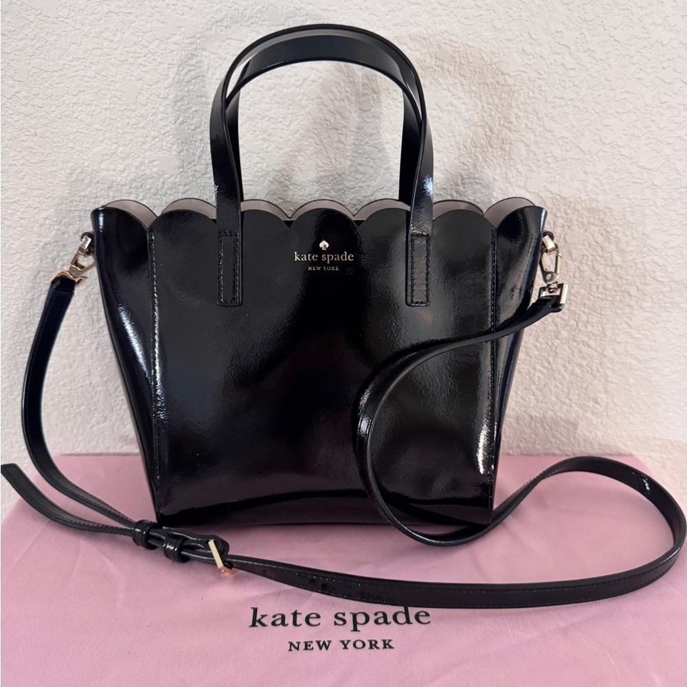 Kate Spade Black Tote with Sleek Leather Finish